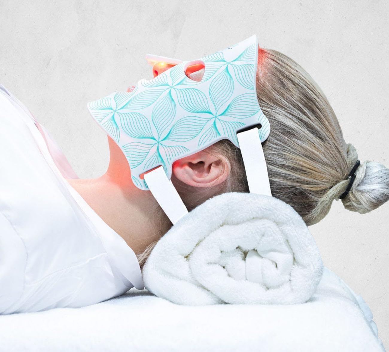 Omnilux Contour Face LED Mask